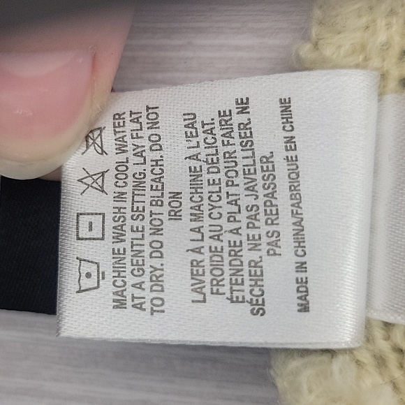 Bailey and Bella pet sweater size XS - Picture 8 of 8